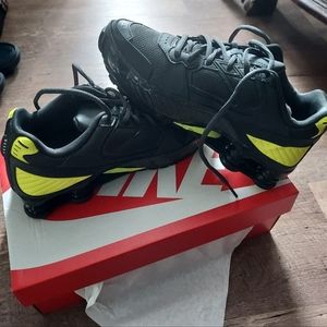 Nike Womans sneakers,  black and yellow,  New in box, 7 1/2